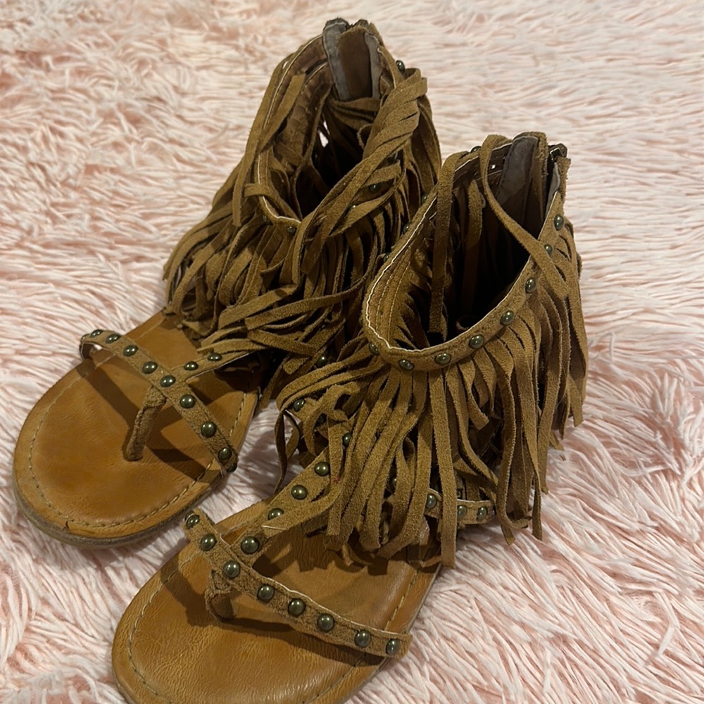 Cute fringe sandals